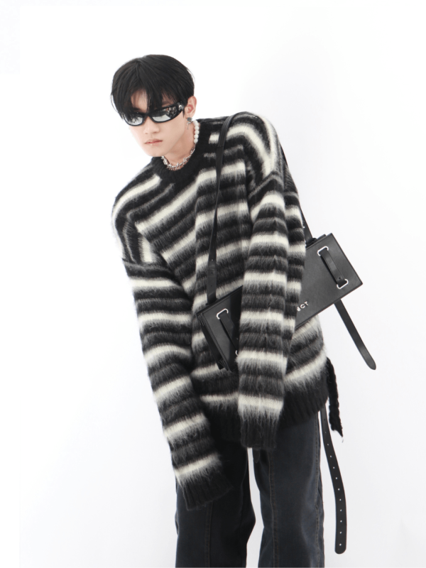 [CulturE] Black and White Striped Mohair Loose Knit na838 on Sale